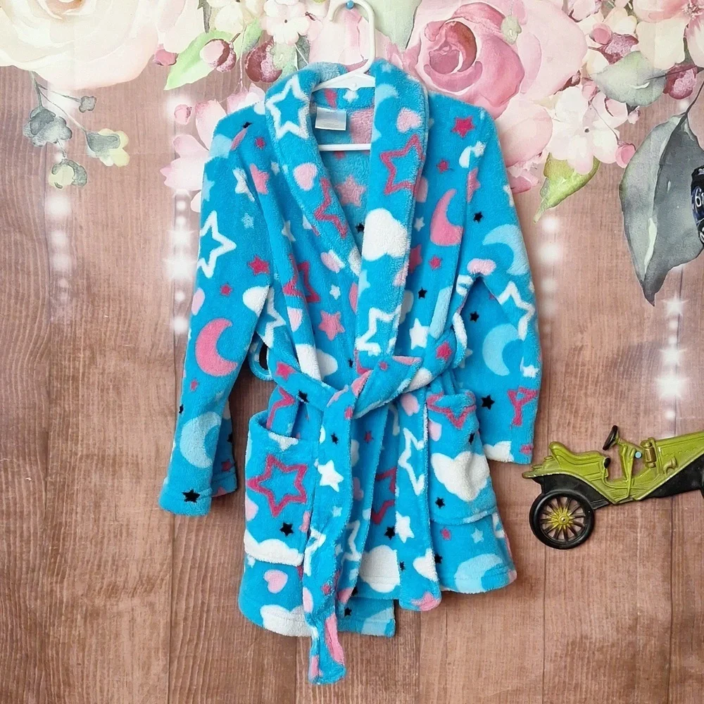 GIRLS BLUE ROBE SIZE 4/5 HEARTS AND STARS